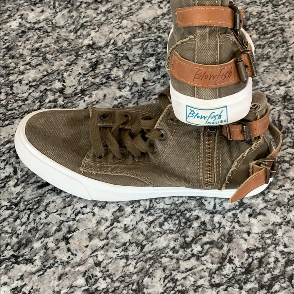 Blowfish 🐡 Malibu Canvas Shoes